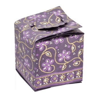 PAPERTREE SITARA Boîte cadeau "cube"- 7x7x7 cm-Prune